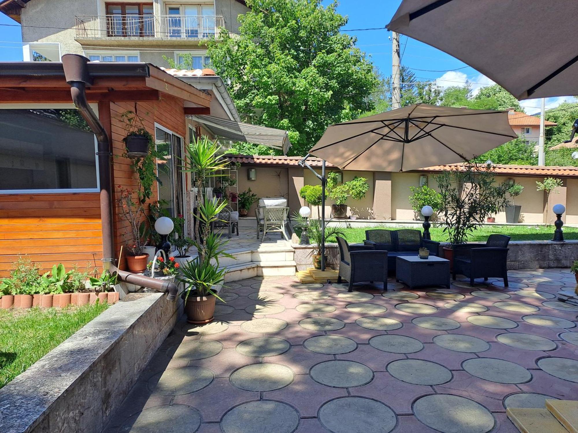 Hotel Приятелската Къща Velingrado Exterior foto