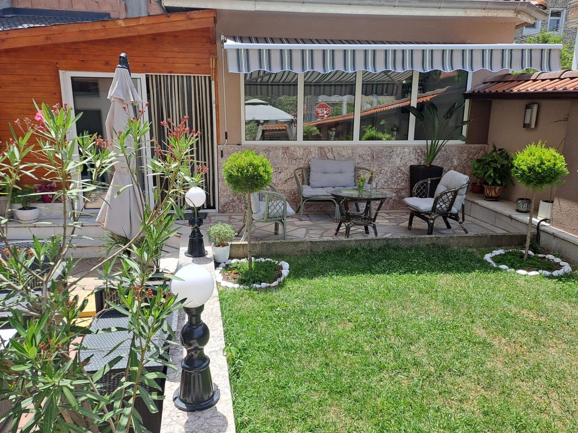 Hotel Приятелската Къща Velingrado Exterior foto